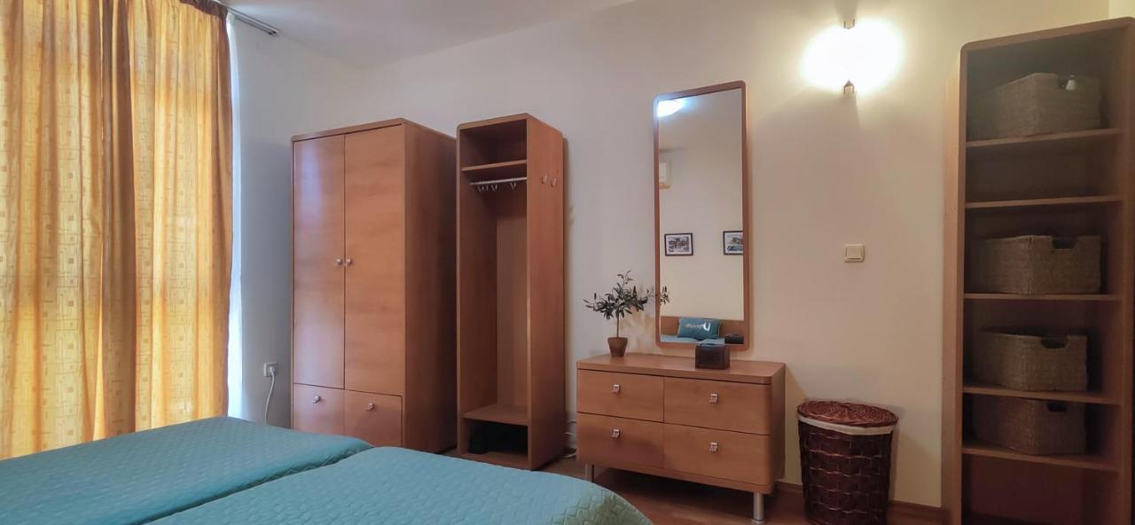 Elit 4 Apartments Slăntjev Brjag Exteriör bild