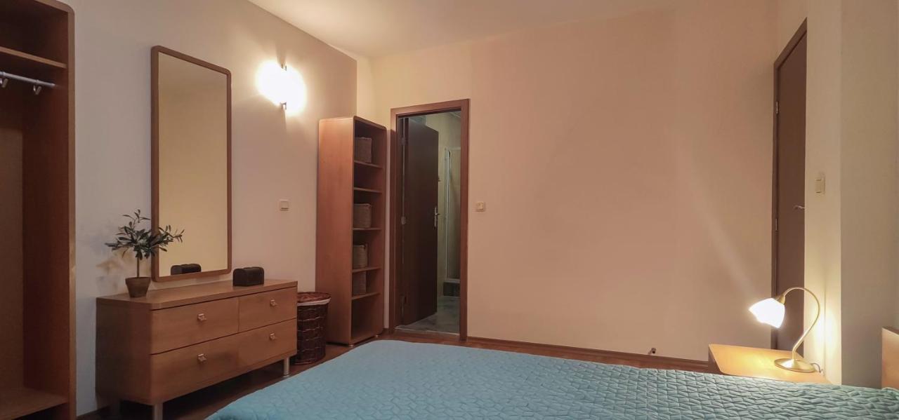 Elit 4 Apartments Slăntjev Brjag Exteriör bild