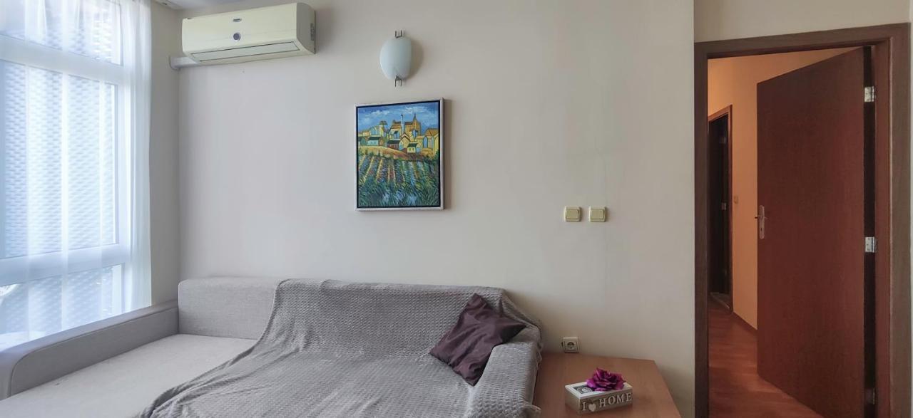 Elit 4 Apartments Slăntjev Brjag Exteriör bild