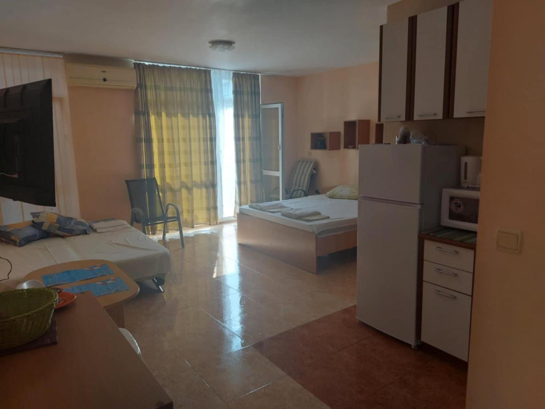 Elit 4 Apartments Slăntjev Brjag Exteriör bild