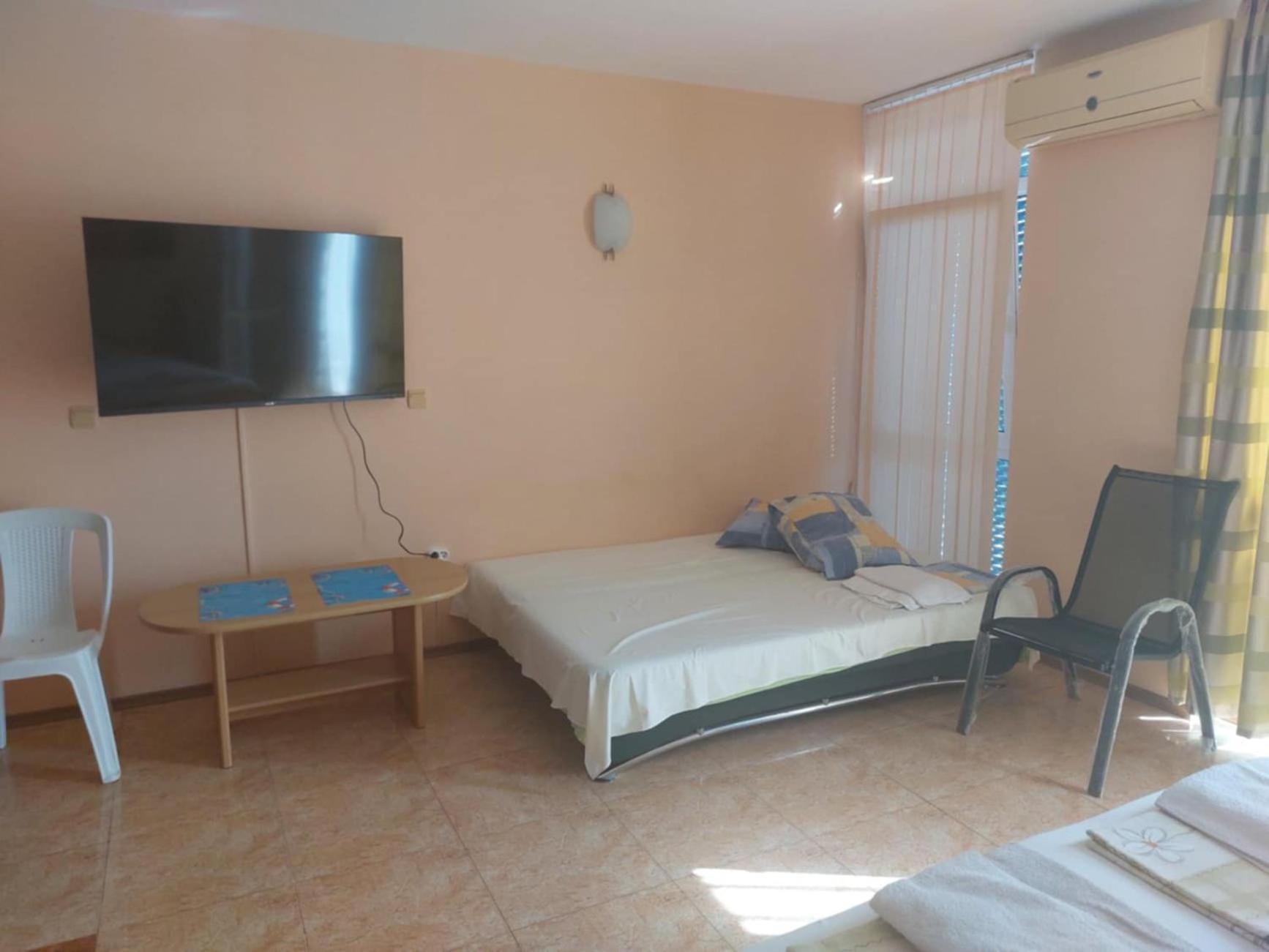 Elit 4 Apartments Slăntjev Brjag Exteriör bild