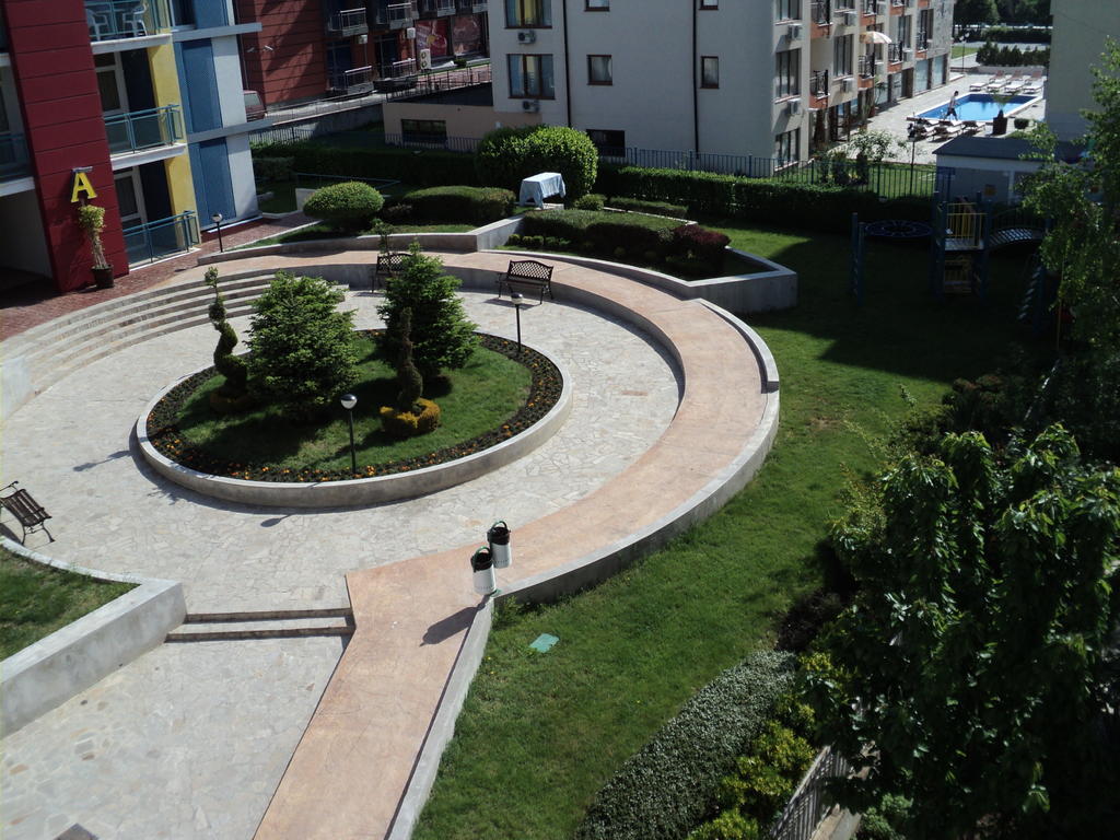 Elit 4 Apartments Slăntjev Brjag Exteriör bild