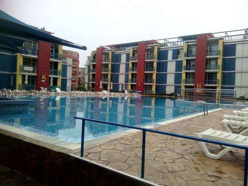 Elit 4 Apartments Slăntjev Brjag Exteriör bild